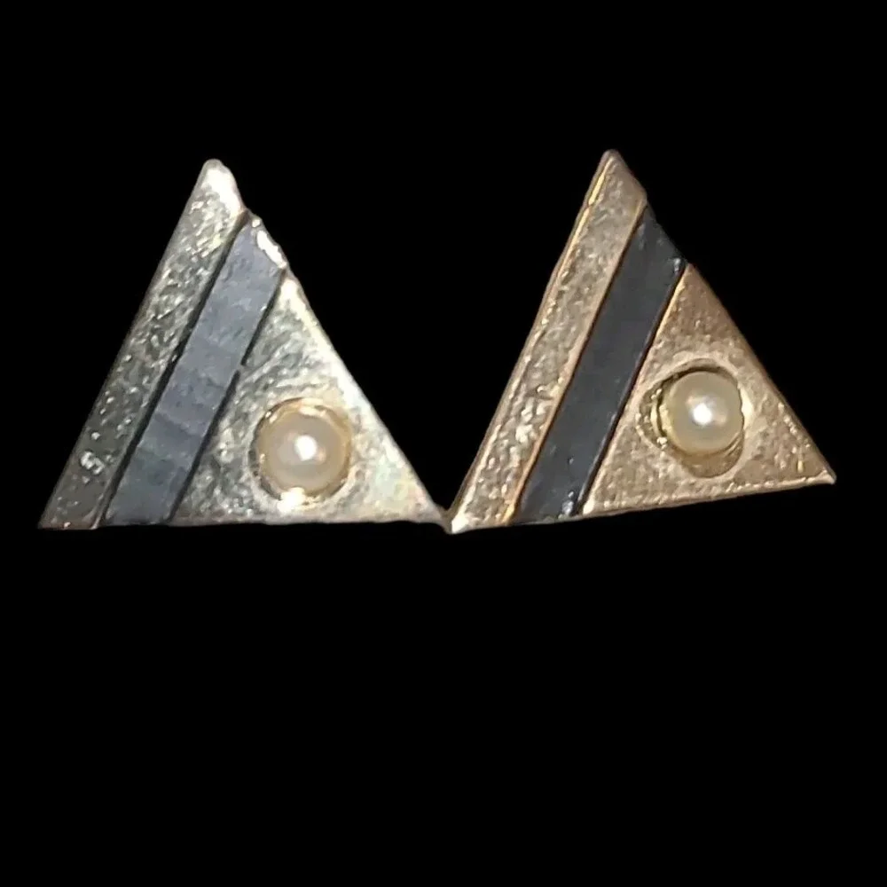 Vintage Gold Tone Faux Pearls‎ Black Enamel Men's Triangle Cufflinks Unsigned